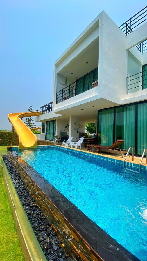 Chilling Roof Khaoyai Ban Rai Khlong Sai
