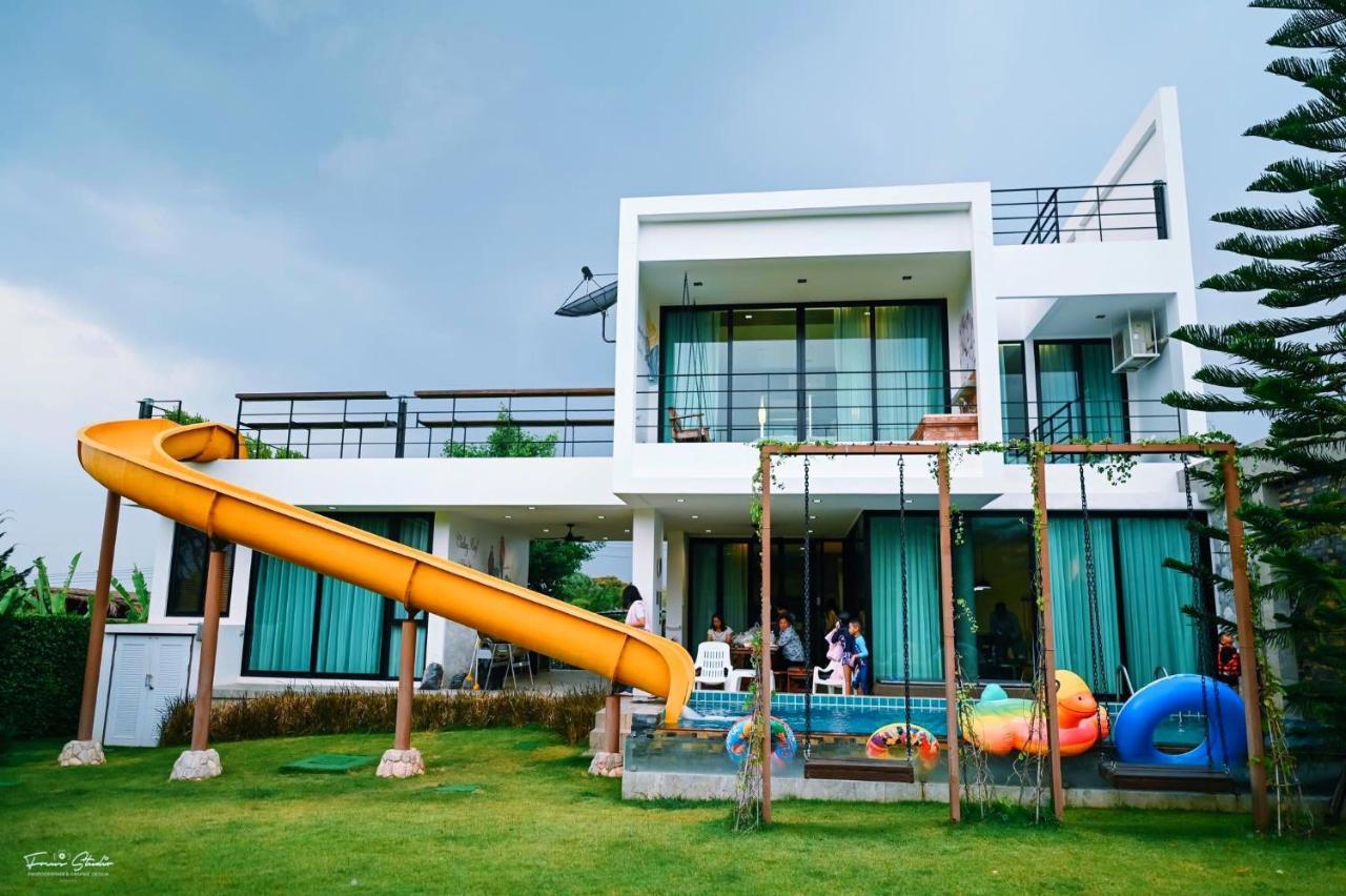 Villa Chilling Roof Khaoyai Ban Rai Khlong Sai