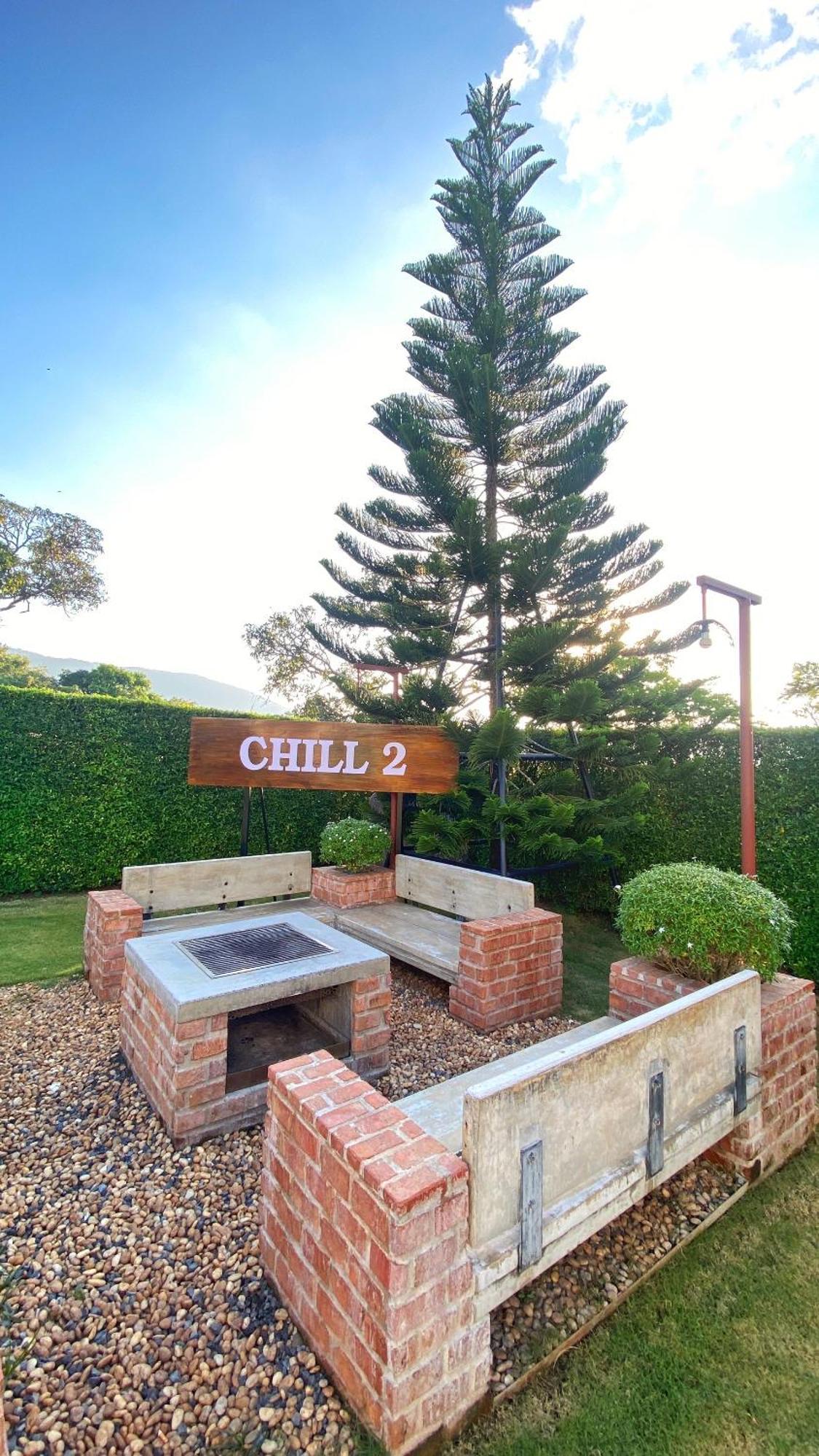 Chilling Roof Khaoyai Villa *